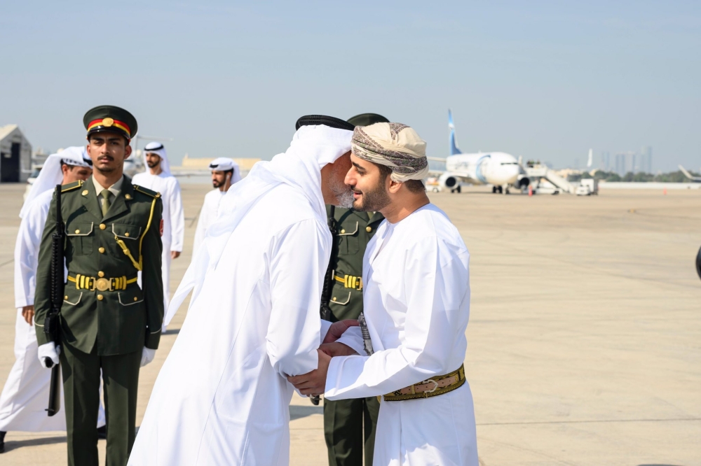HH Sayyid Theyazin visits UAE