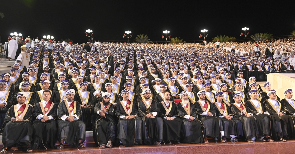 1,716 students graduate from SQU