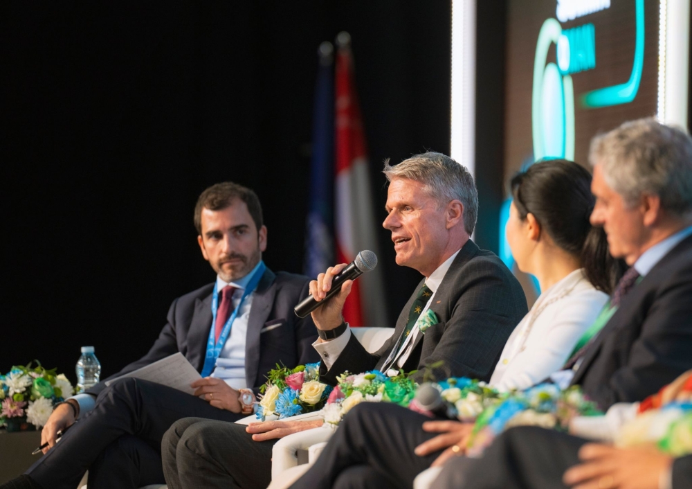 Mark Geilenkirchen, Project CEO – Amnah Consortium, speaking at the recent GHSO Summit.