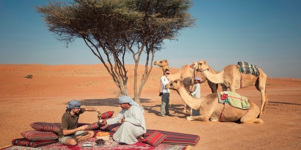 Oman has the natural elements that are embodied in high mountains, valleys, extended coastlines, and deserts covered with golden sand