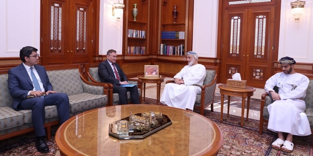 The two sides reviewed mutual cooperation in fields of legislative work with relevant councils. - ONA