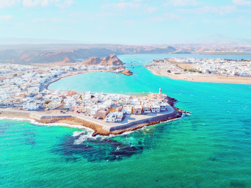 Sur - The city of monsoon ships