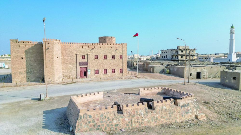 The Ministry of Heritage and Tourism develops the sites to serve the goals of cultural and archaeological tourism in the governorate. - ONA