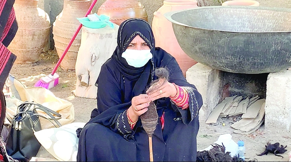 Craftspeople preserve rich legacy of Oman despite advance of technology