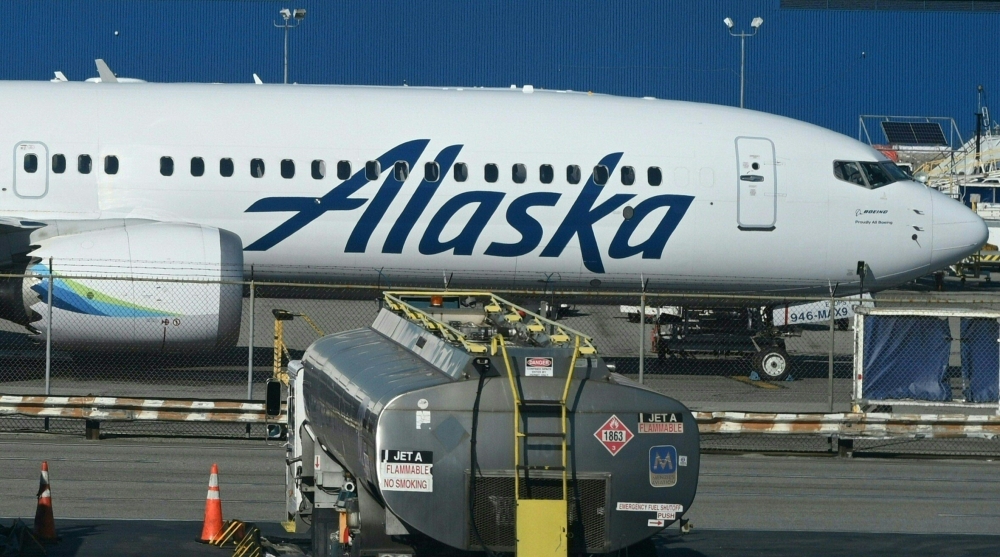 An Alaska Airlines Boeing 737 MAX 9 plane is parked on the tarmac at Los Angeles 