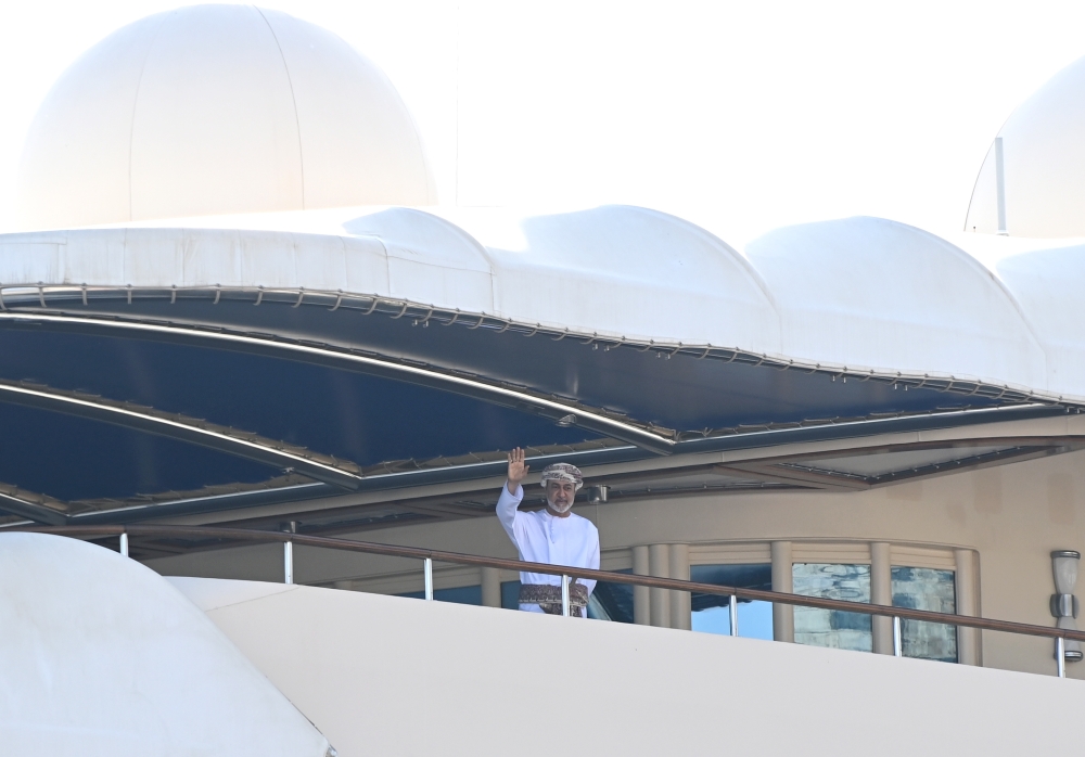  His Majesty Sultan Haitham bin Tarik on Sunday arrived in the Musandam Governorate to inspect various social and economic developments