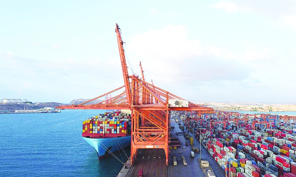 To propel Oman's foreign trade and enhance international performance, Nazdaher crafted and implemented the Executive Programme for the foreign trade system.