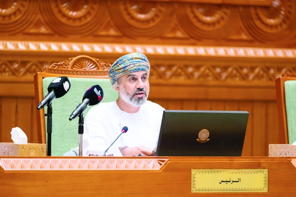  Khaled bin Hilal al Maawali, the chairman of Majlis Ash'shura 