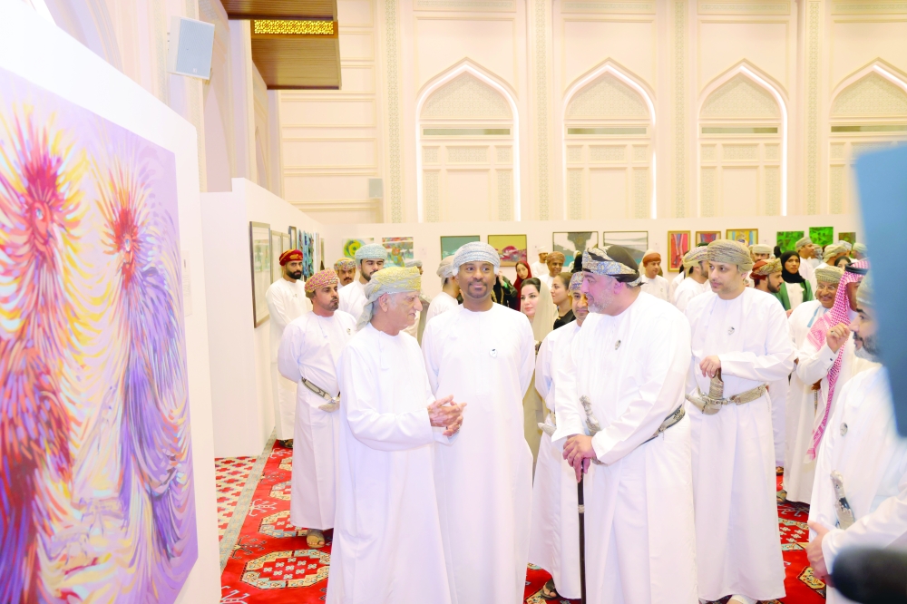 Exhibition on Omani fine art held