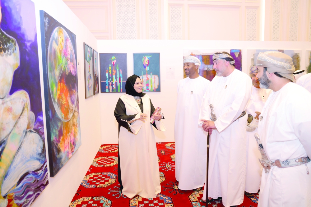 Exhibition on Omani fine art held