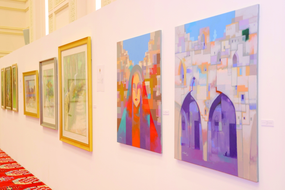 Exhibition on Omani fine art held