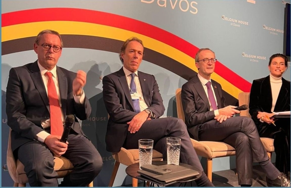 The CEOs of Fluxys, Port of Antwerp-Bruges, and DEME taking part in the roundtable on the sidelines of the Davos Summit.