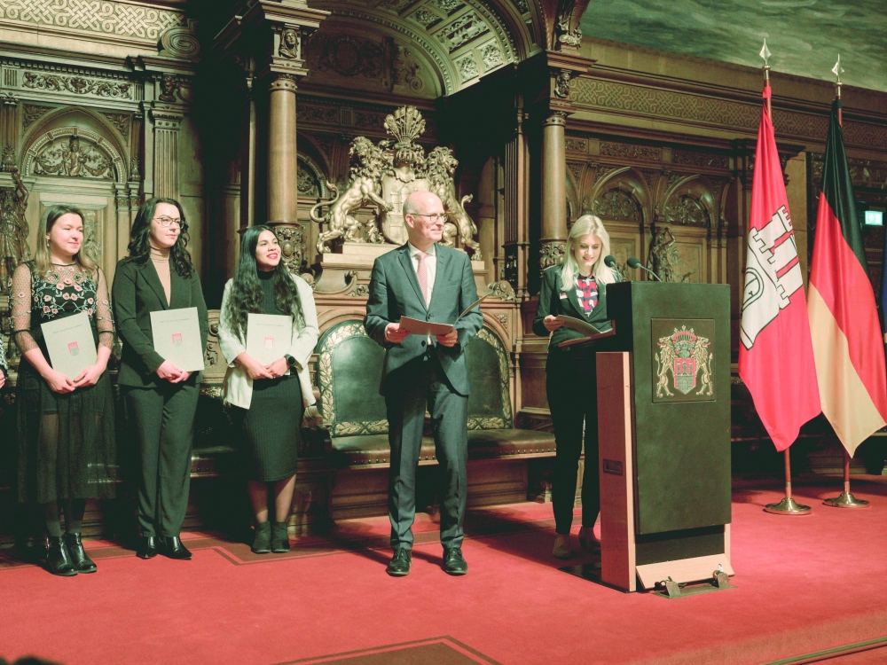Hamburg's Mayor Peter Tschentscher during a citizenship ceremony in the large ballroom at City Hall in Hamburg. 