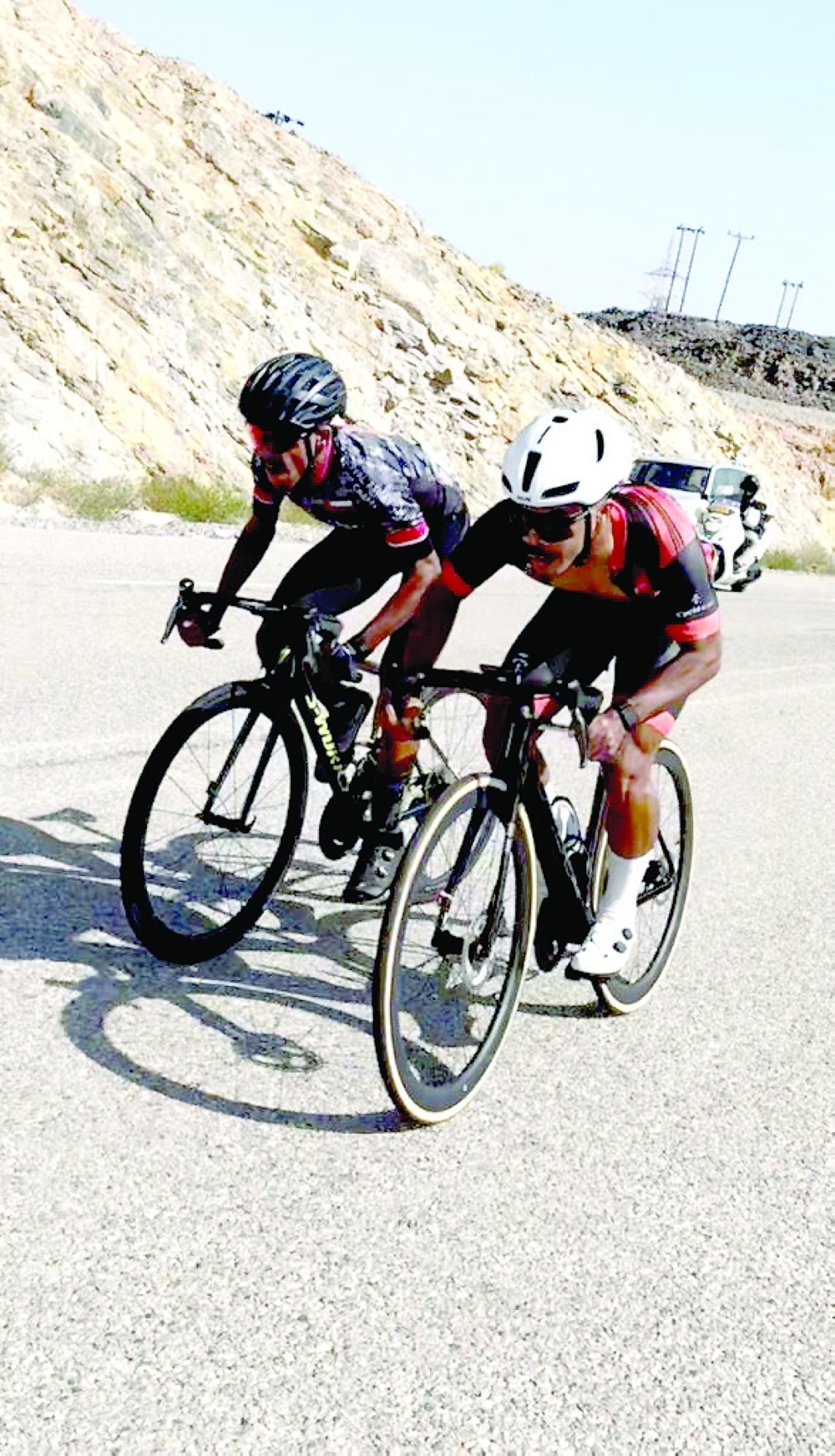 Mohammed al Wahibi (right) and Said al Rahbi during the final moments of the race.
