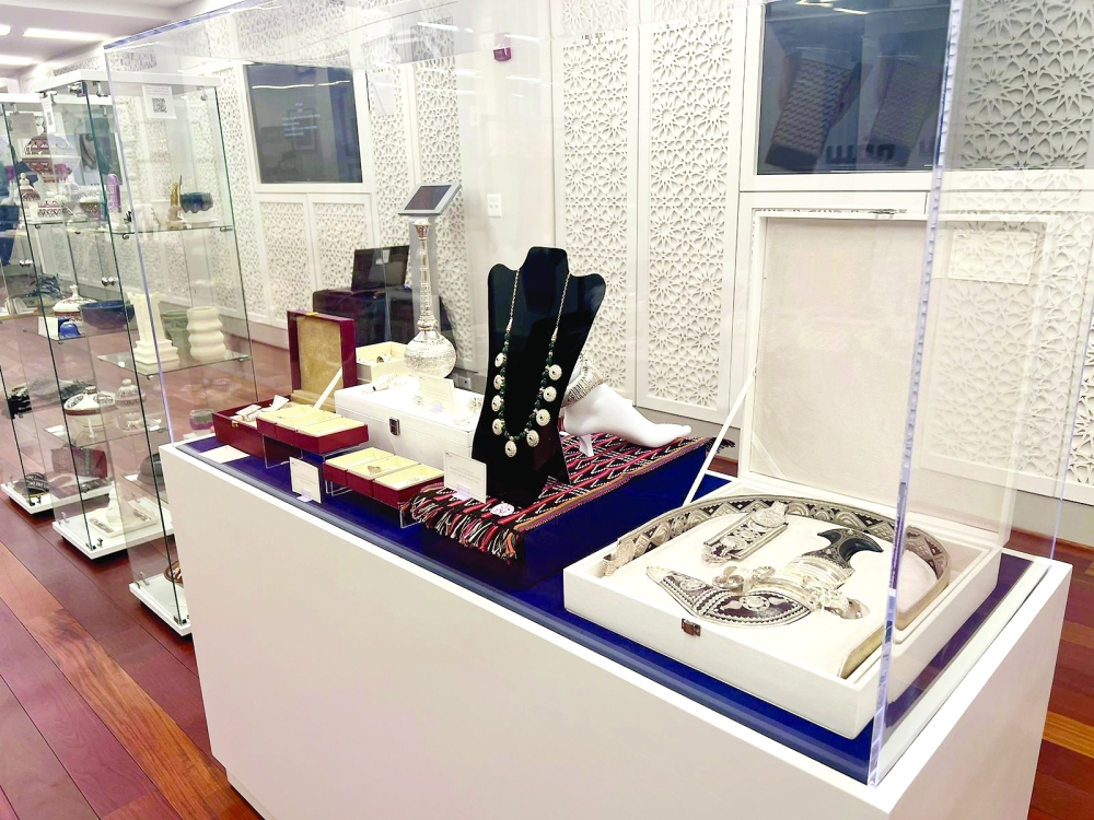 Crafts exhibition in Washington showcases Omani creativity
