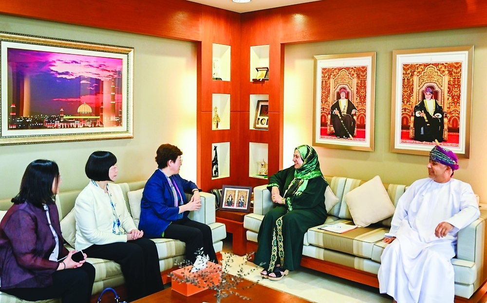 MoHERI, Peking University review joint cooperation