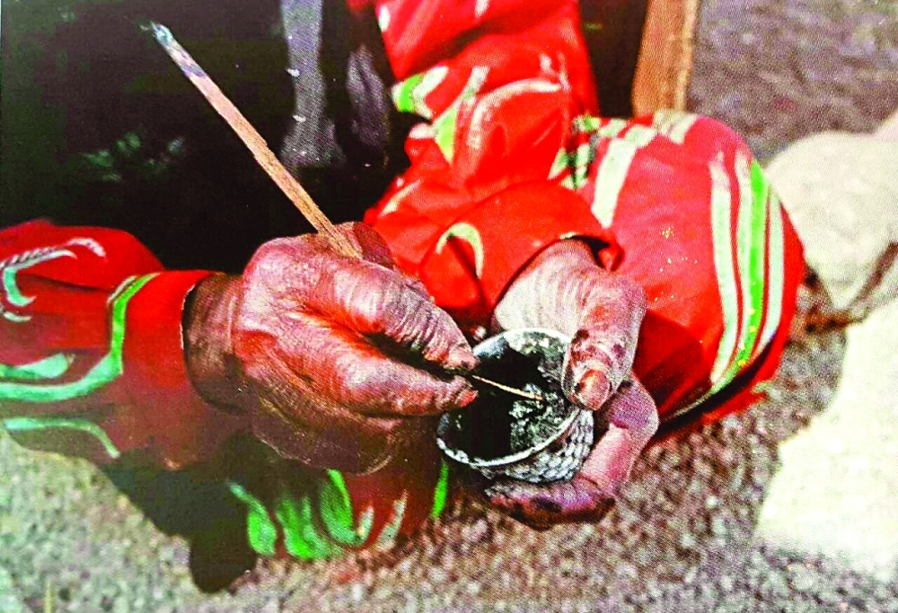 Oman's kohl culture is getting a boost through a two-day workshop