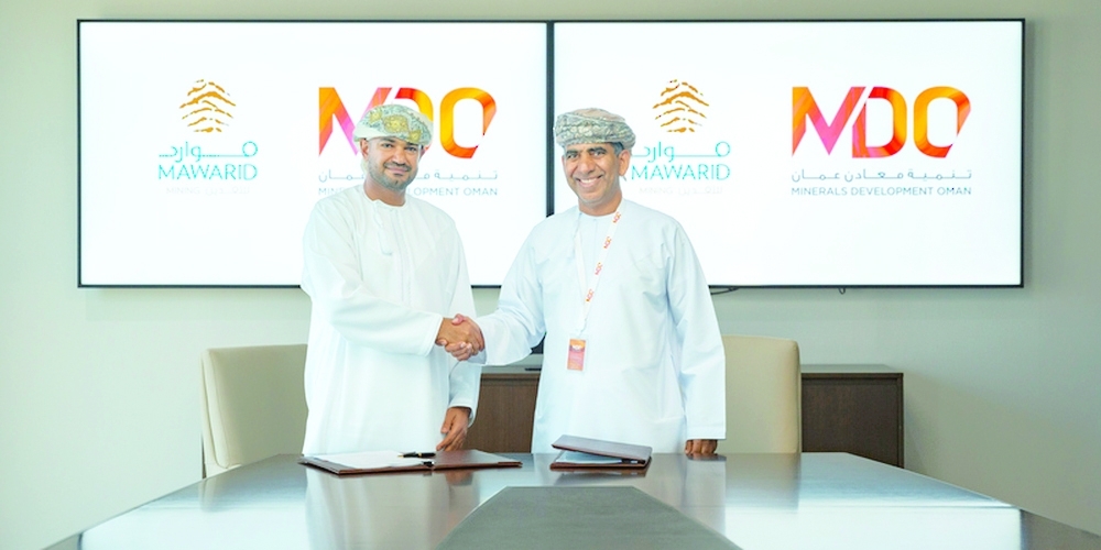 The agreement was signed by Eng Nasser Saif al Maqbali, CEO of MDO, and Tariq Mohammed al Barwani, CEO of Mawarid Mining.