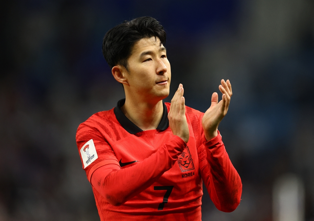 Soccer Football - AFC Asian Cup - Quarter Final - Australia v South Korea - Al Janoub Stadium, Al Wakrah, Qatar - February 2, 2024 South Korea's Son Heung-Min celebrates after the match REUTERS/Molly Darlington
