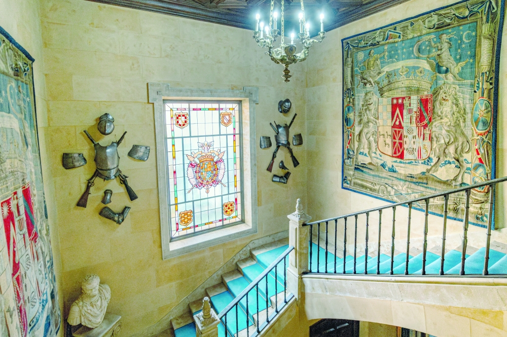 In the Palacio de Monterrey in Salamanca, museum-quality works, including Flemish tapestries, are numerous.