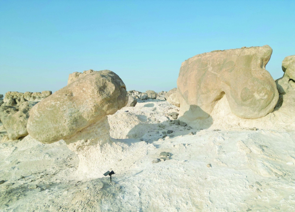 The rock formations consist of fragile deposits of limestone formed in the modern era