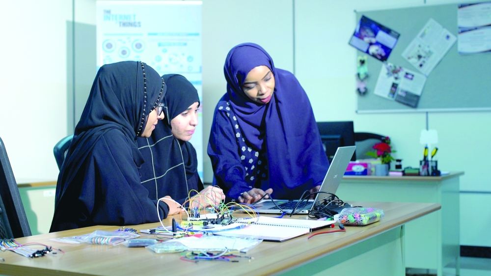 The university has organised an orientation week to introduce new students to the university's facilities, academic programmes, regulations, and laws. 