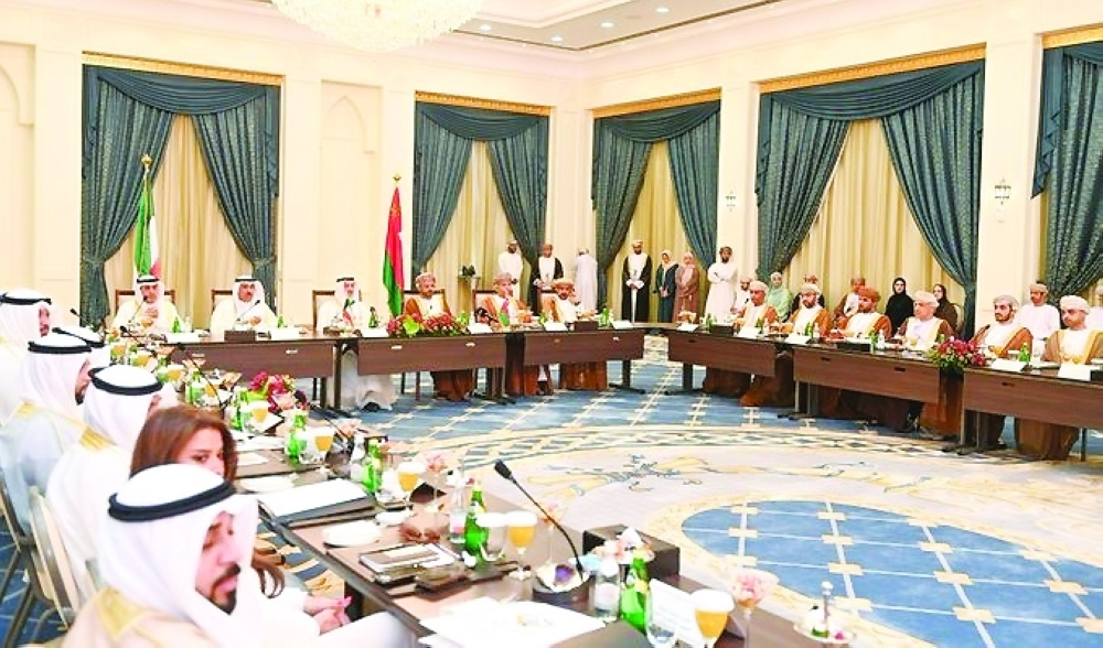 Oman-Kuwait ties constitute role model for solid relations