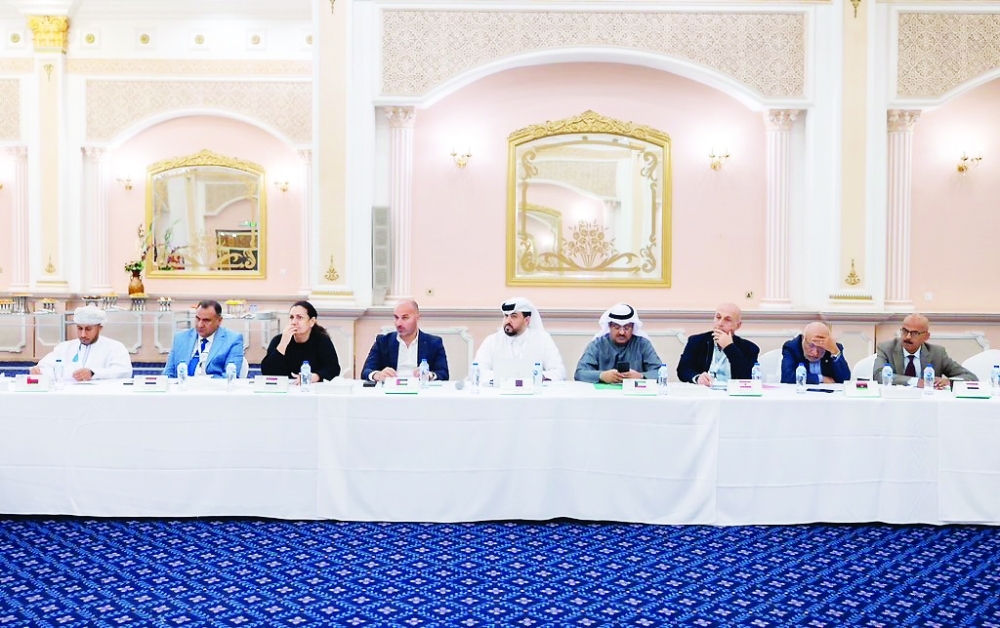 Khalid al Suleimani (L), represented Oman Racket Sports Committee in General Meeting of ABF.