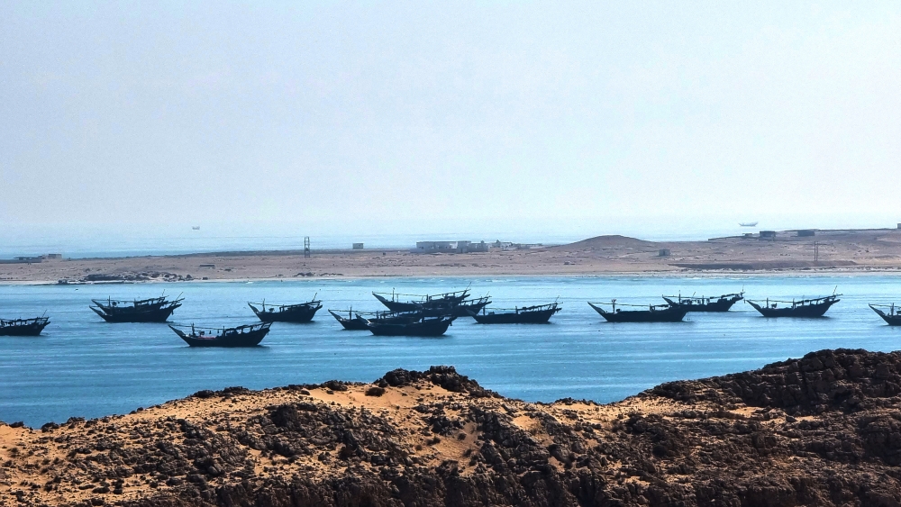 Visit the sleepy coastal village of Sarab for its sea caves