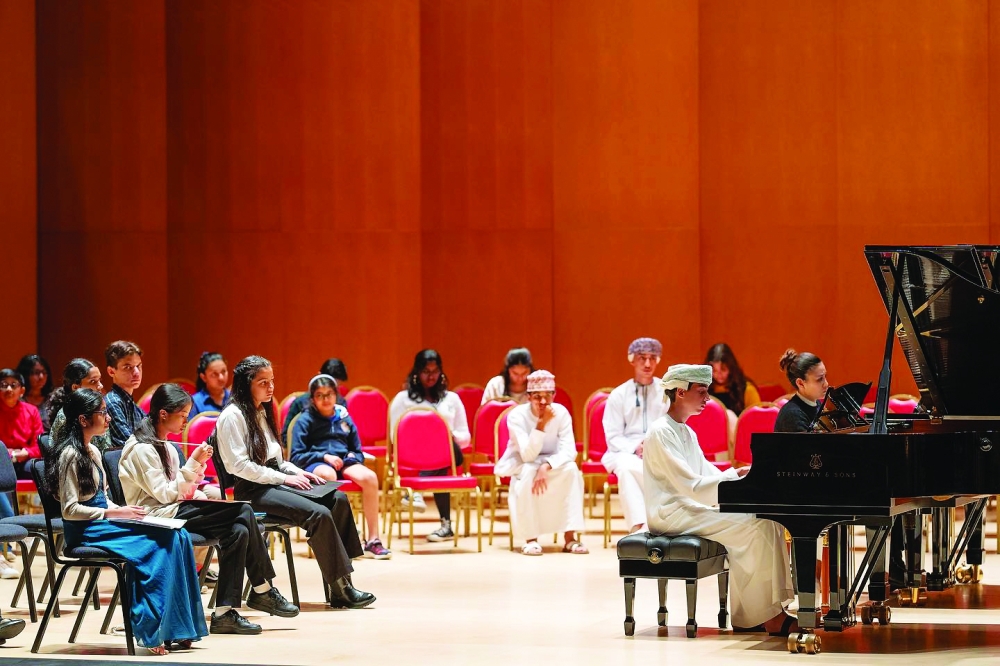 Renowned classical Dutch pianist, Gile Bae leads an inspiring master class at ROHM