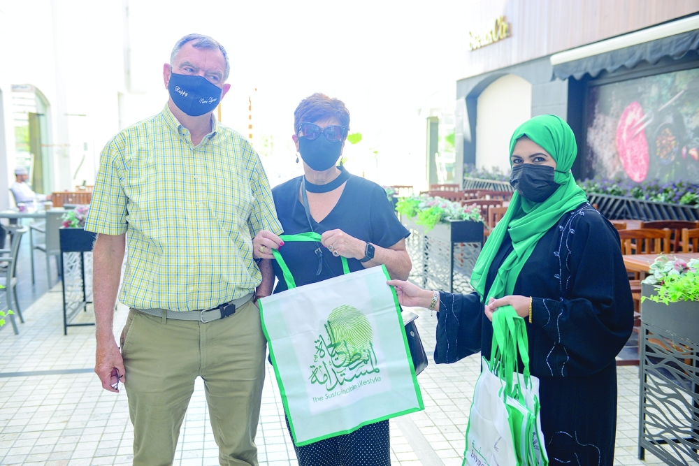 Oman experts raise alarm about environmental danger of plastic