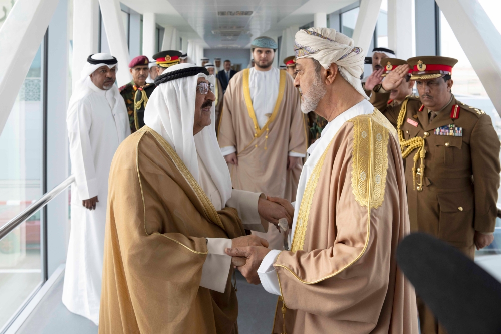 His Majesty the Sultan led the farewell party for the Emir of Kuwait upon his departure at Duqm Airport.