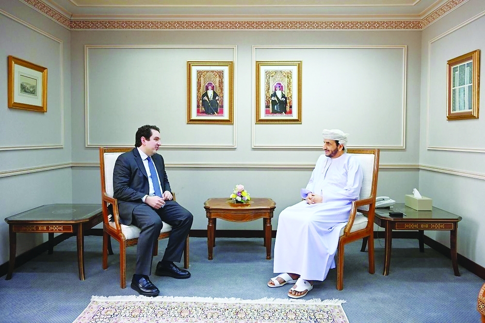 The two sides also touched on developing cooperation between Oman and the US in various areas. - ONA