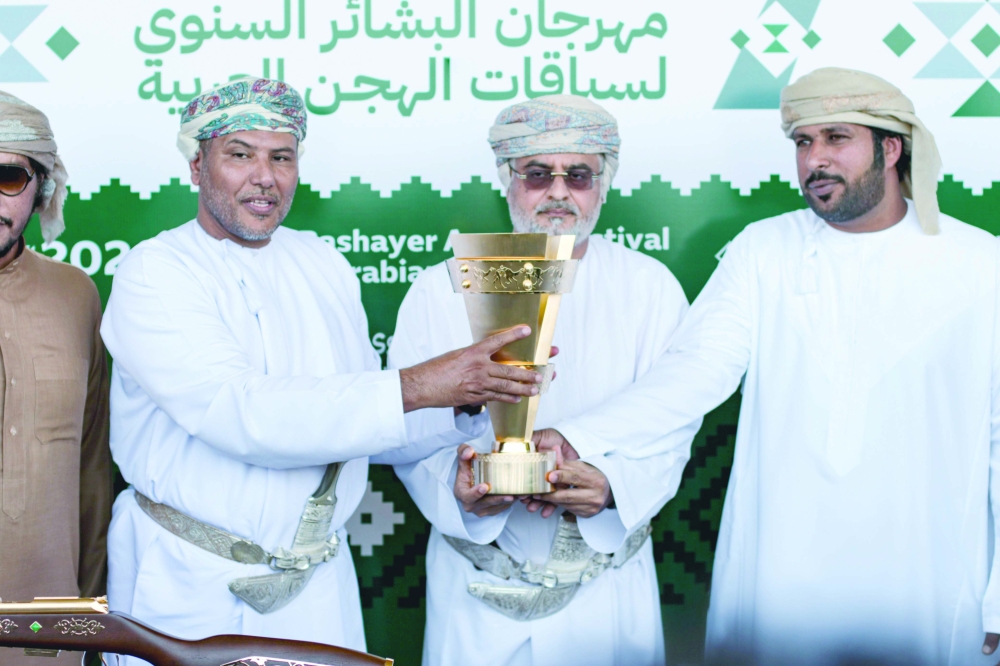 “Aoun”, “Kaifan” claim Al Bashayer festival opening