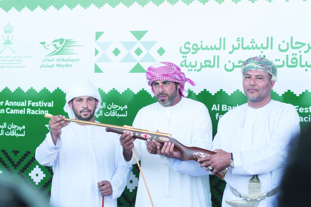 “Aoun”, “Kaifan” claim Al Bashayer festival opening