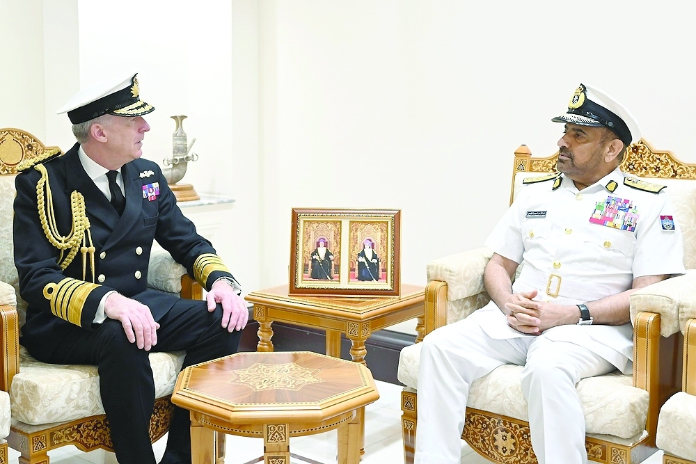 Vice Admiral Abdullah bin Khamis al Raisi and Admiral Antony Radakin exchanged views on military topics of mutual interest. - ONA
