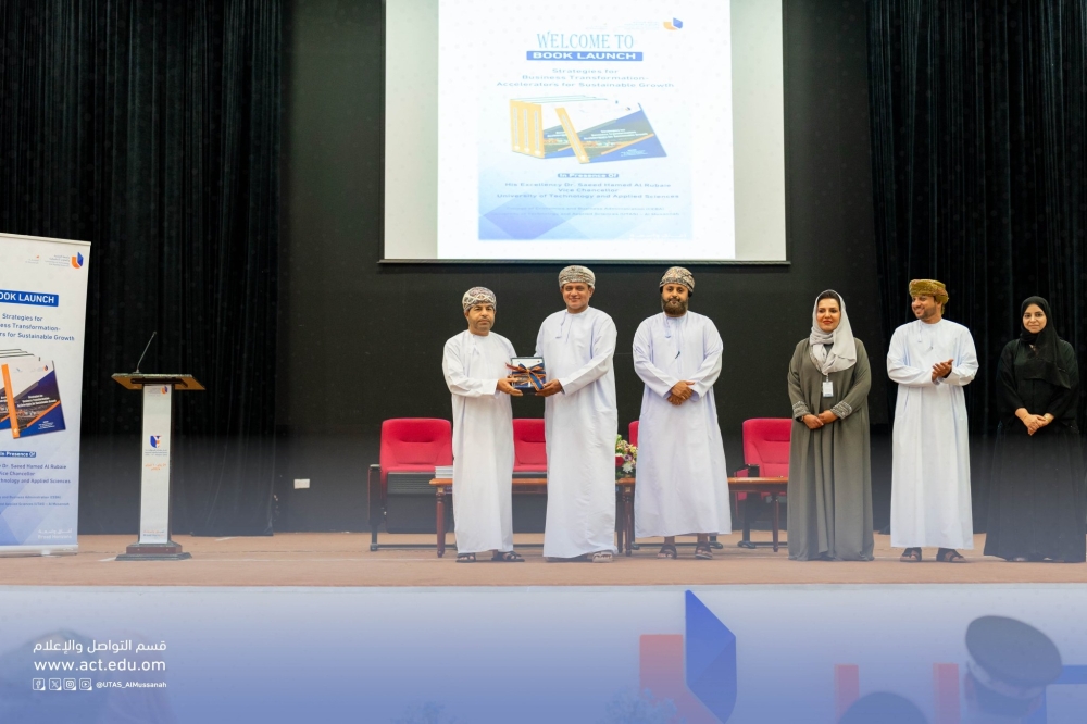 The event was held under the auspices of Dr Said bin Hamad al Rubaie, Vice-Chancellor, University of Technology and Applied Sciences