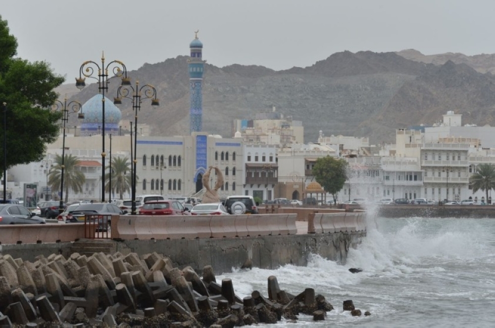 High waves are expected on the coasts of Musandam Governorate and the Sea of Oman due to active northwesterly winds