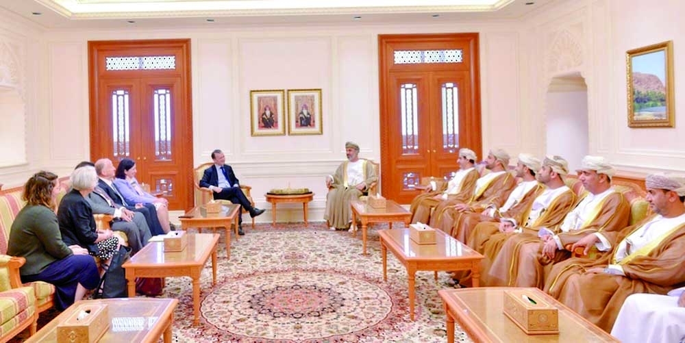 The two sides stressed the importance of boosting cooperation between the Shura Council and the UK Parliament. - ONA