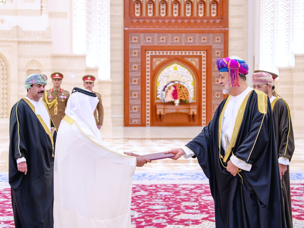 His Majesty Sultan Haitham bin Tarik receives credentials of Shaikh Mubarak bin Fahad bin Jassim al Thani, Ambassador of the State of Qatar to the Sultanate of Oman.