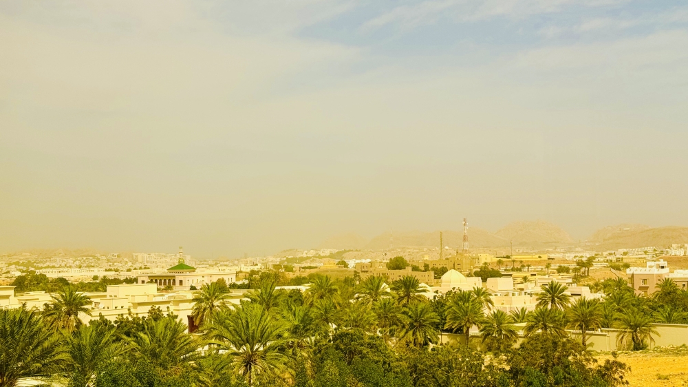 According to the latest weather forecast, the dusty conditions are expected to persist throughout the day 