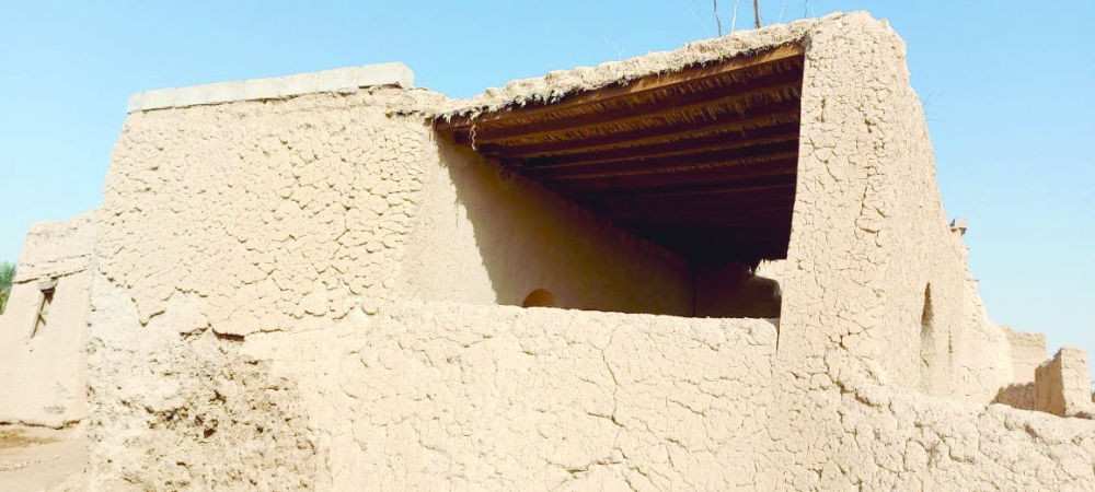 Al Buraimi's Sharfa Mosque remains the centre of society after 300 years