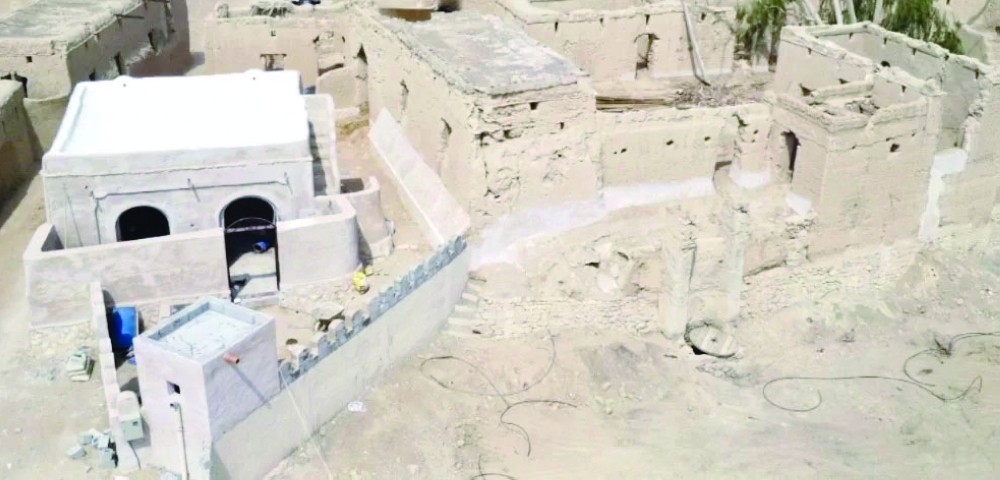 Al Buraimi's Sharfa Mosque remains the centre of society after 300 years