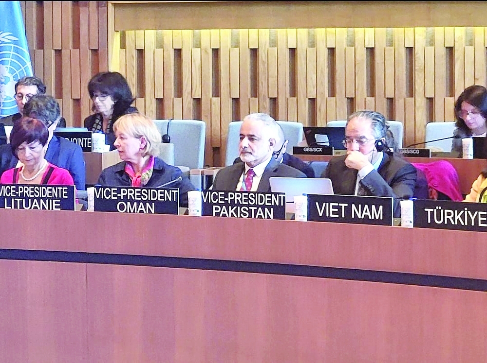 Oman takes part in Unesco executive board session