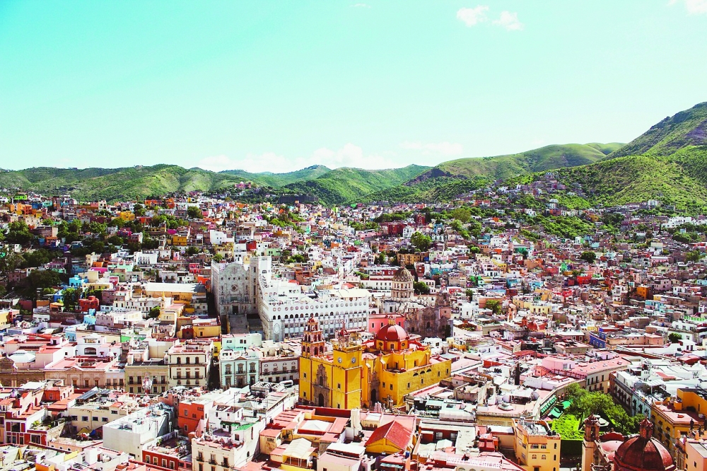 Collective siesta in Mexico City aims to promote the right to sleep