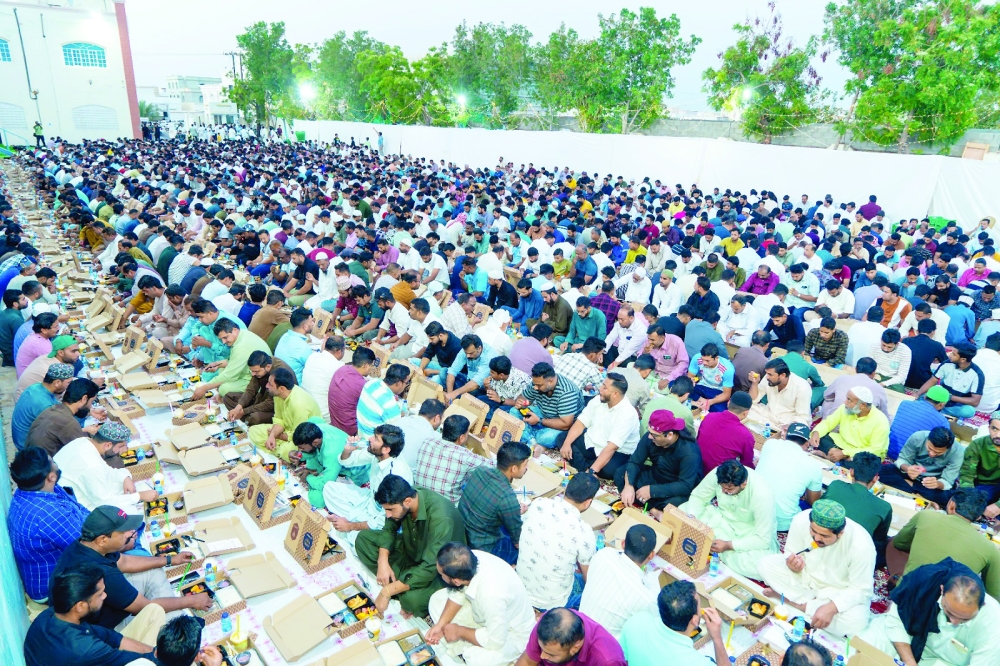 The heartwarming story of labourer-led iftars