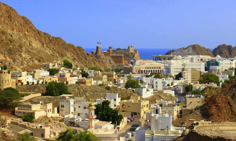  The charming beauty of Muttrah is fragrant with the scent of the beautiful past