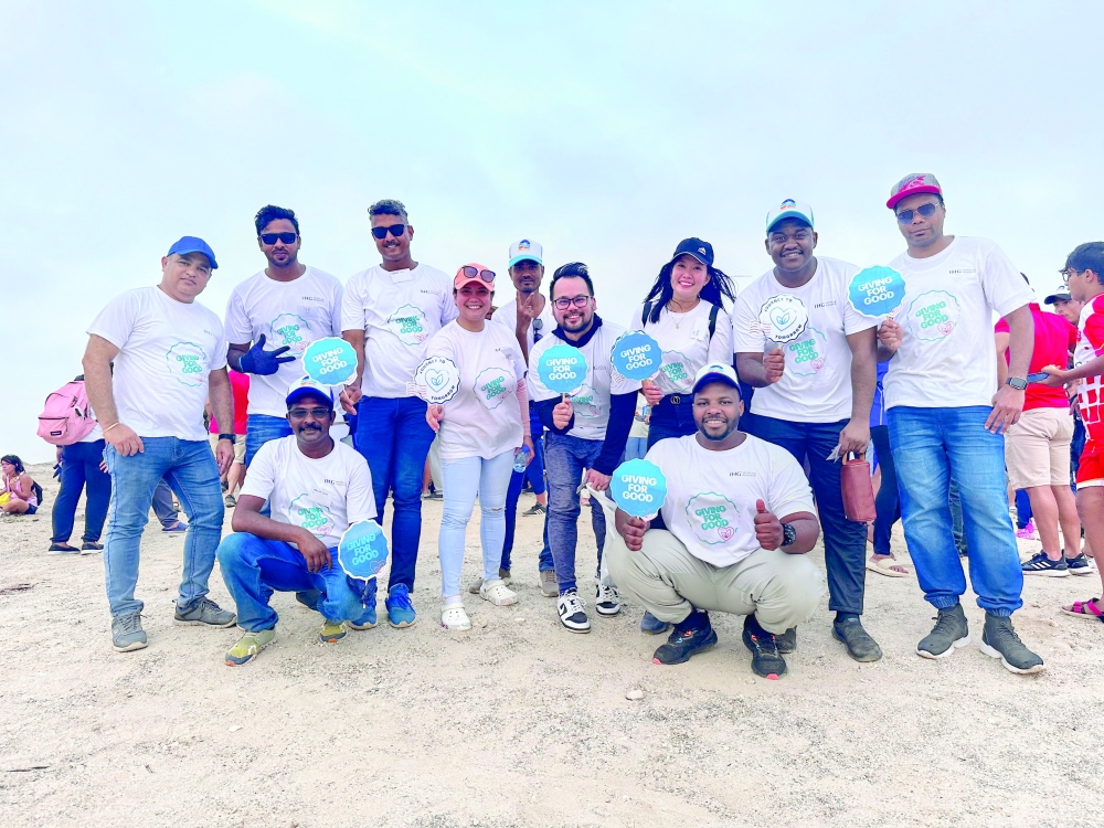 Beach clean up by Salalah Adventure Tours team members
