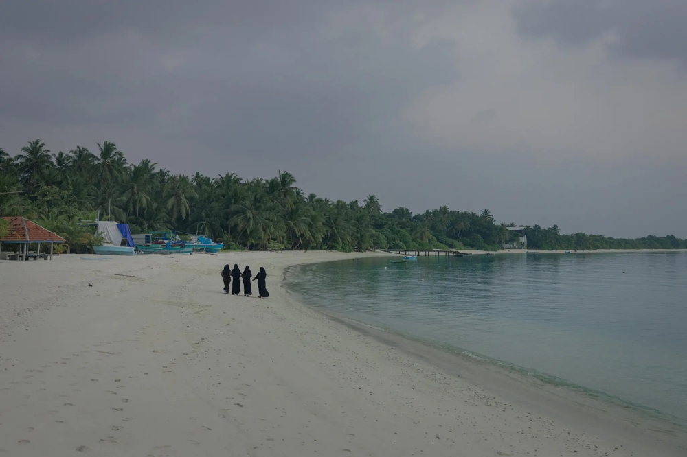 As Maldivians give up on island life, the government feels compelled to keep building Malé, the country’s one real city. 