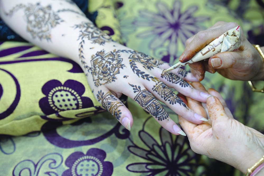 Embracing the art of henna: A tale of tradition and creativity